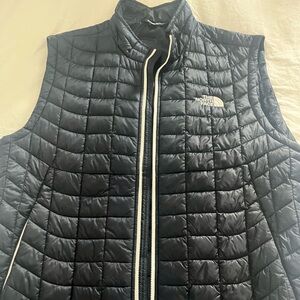 North Face performance vest- Large